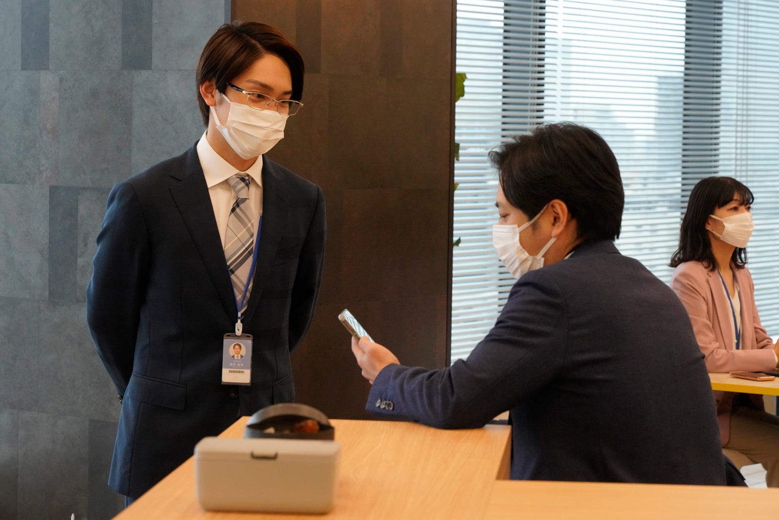 二宮和也、なにわ男子・藤原丈一郎に粋な計らい「アナログ」休憩時間のメイキング映像解禁