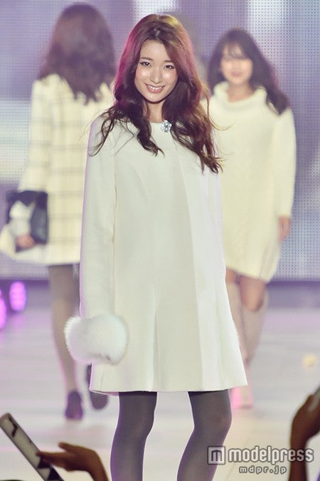 杉枝真結、女子力全開のスタイル披露　ガーリーな魅力に観客釘付け＜関コレ2015A／W＞