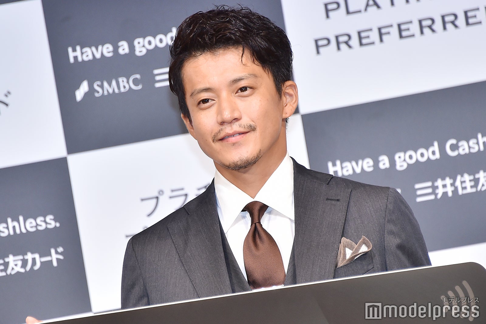 小栗旬（C）モデルプレス