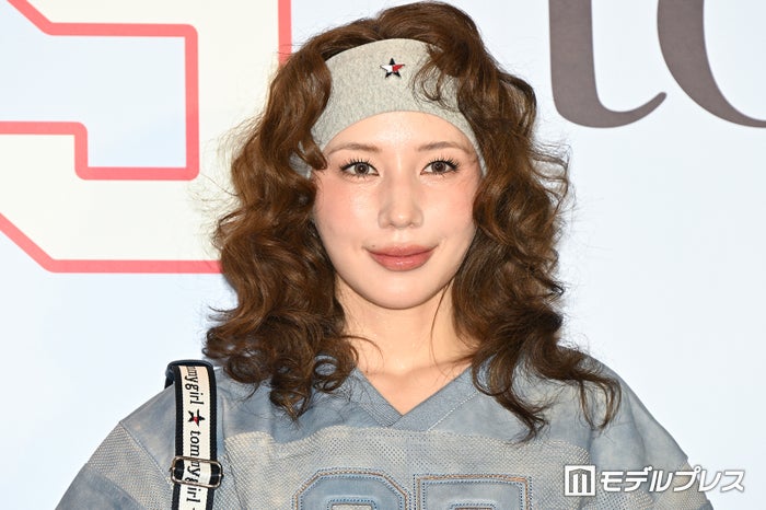 仲里依紗「ラヴ上等」きぃーちゃん（鈴木綺麗）によるギャルメイク披露「別人級」「鼻筋が綺麗」