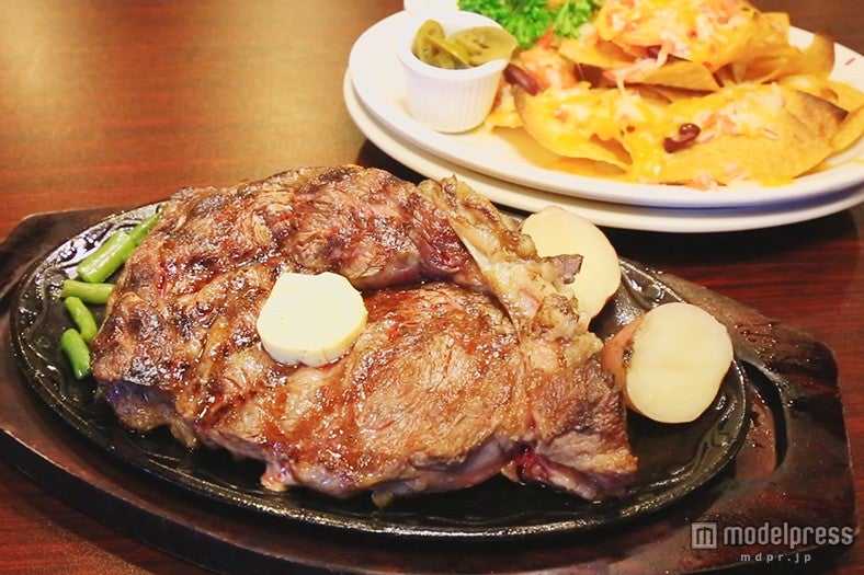 カウボーイステーキ500ｇ、約6500円