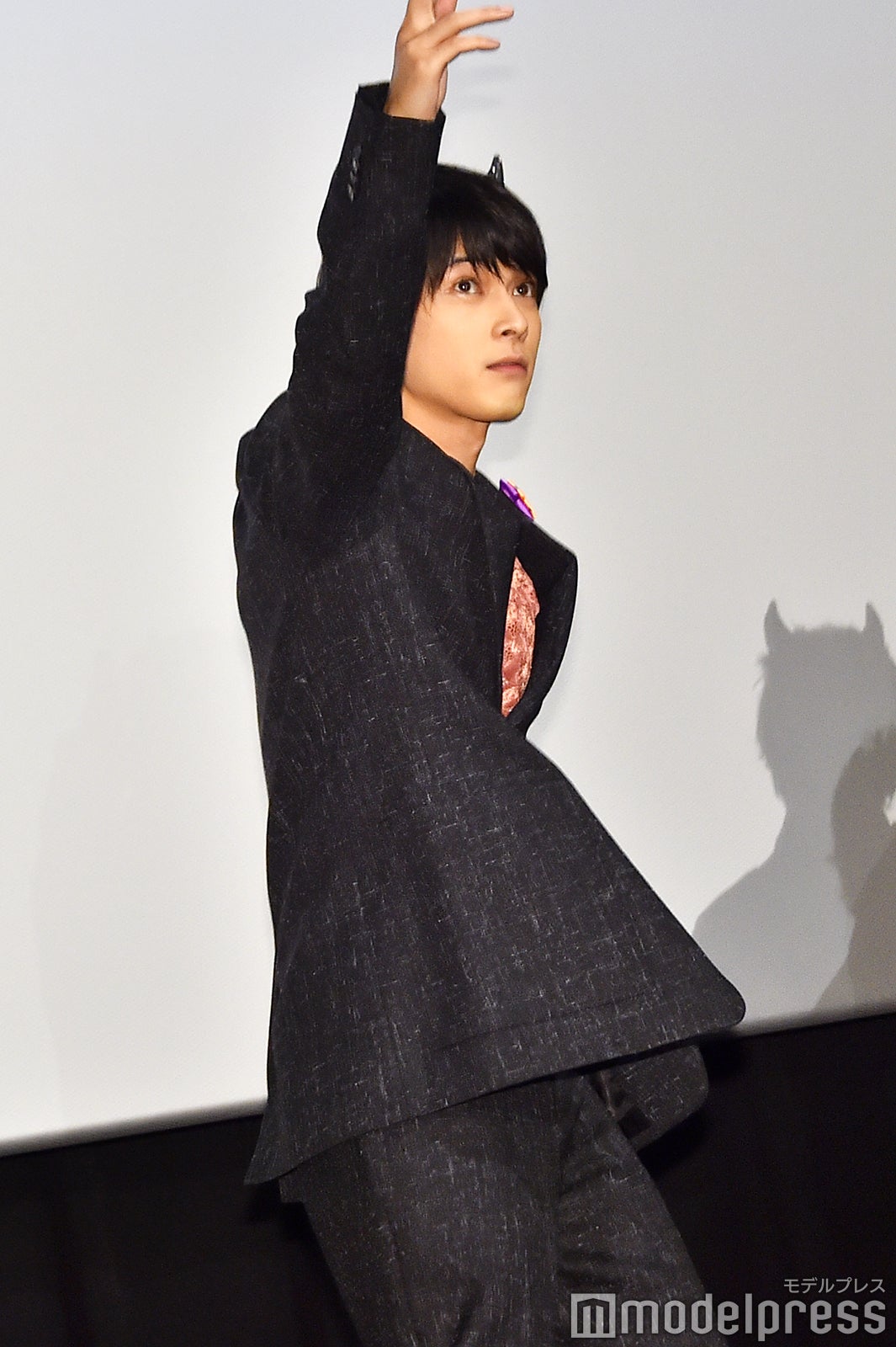 投げキッス （C）モデルプレス