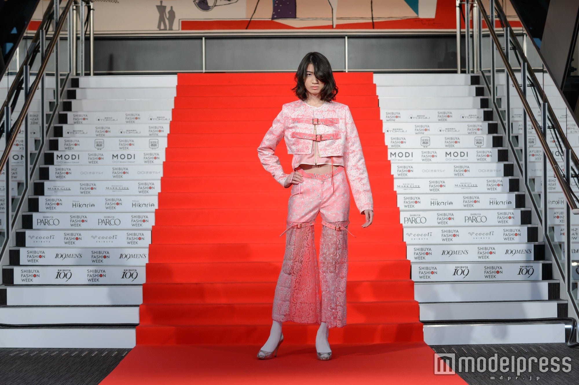 「東京ニューエイジ」より「white lilly」