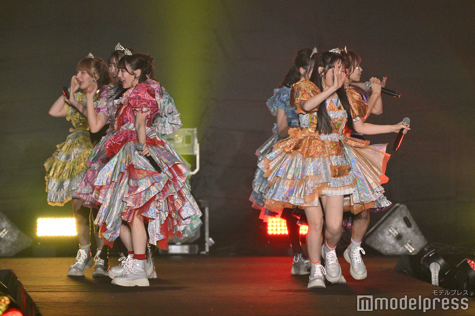 FRUITS ZIPPER（C）モデルプレス