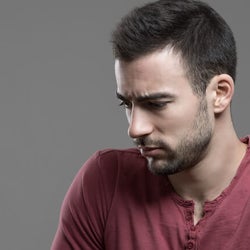 好き避け は男性にもある 好き避けのメカニズムと対処法 モデルプレス