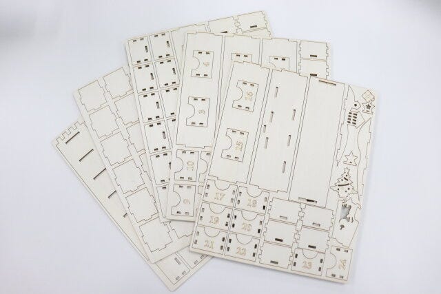 ウッドアドベントカレンダーキット(ハウス型) ウッドアドベントカレンダーキット(ハウス型)