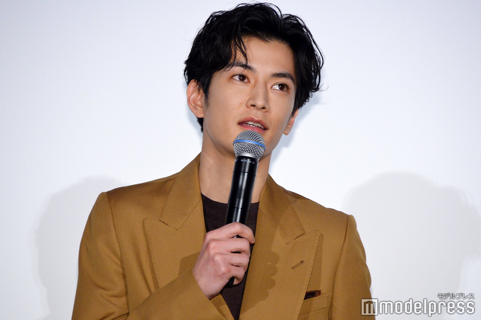 渡邊圭祐、撮影中に転倒「1番恥ずかしい」＜わたしの幸せな結婚