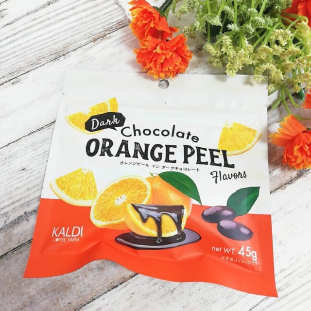 カルディのオレンジピールインダークチョコレートのパッケージ