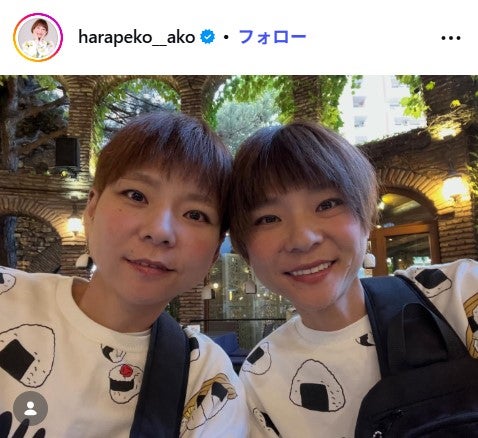 大食い双子姉妹・はらぺこツインズ「今までで一番短くなった」5ヶ月ぶりのヘアカット報告「before afterがすごい」