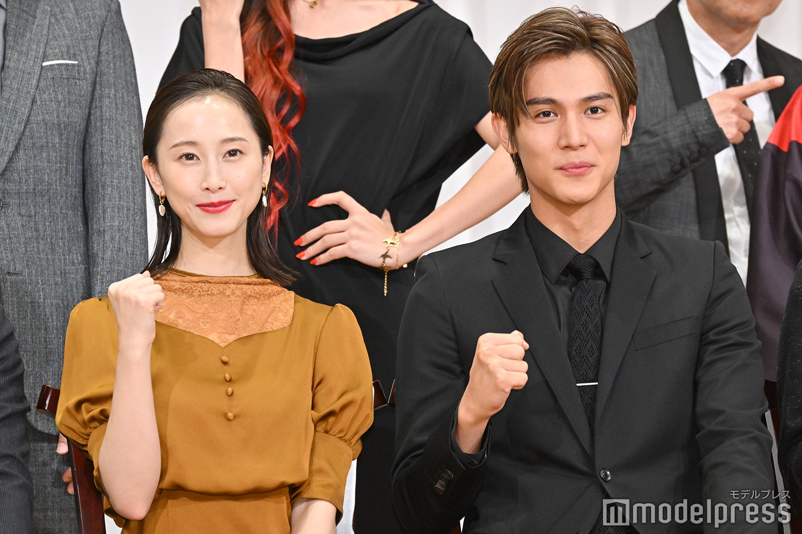 松井玲奈、中川大志 （C）モデルプレス