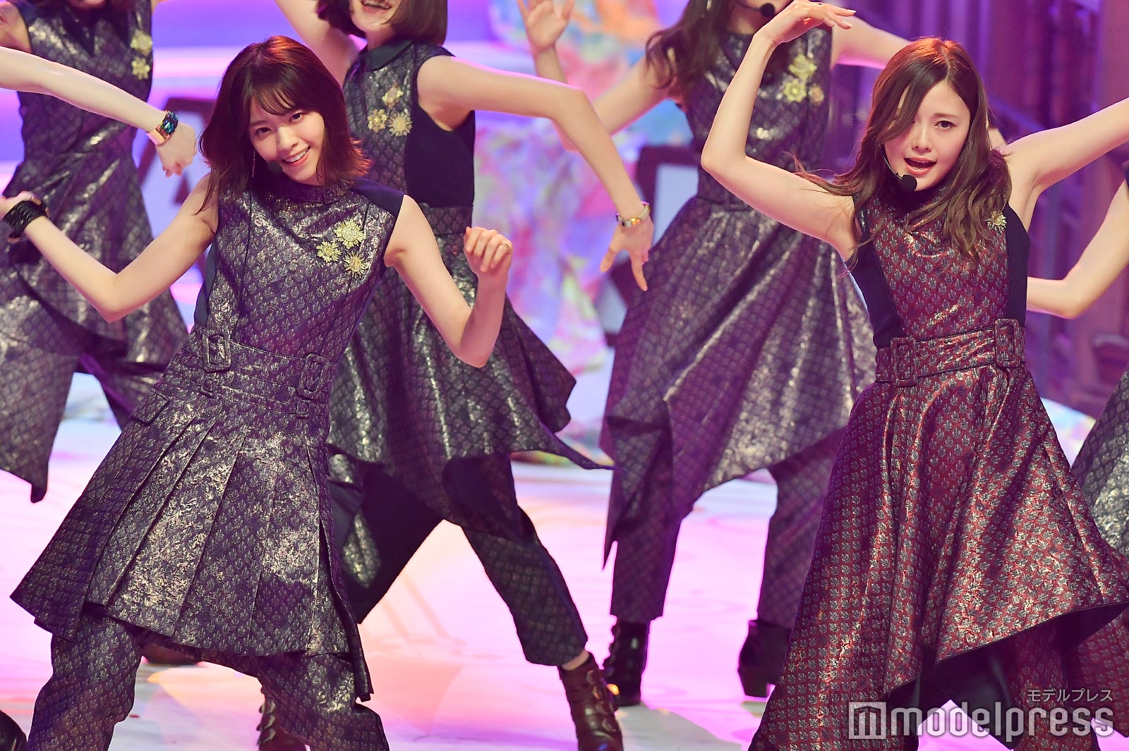 西野七瀬、白石麻衣／乃木坂46（C）モデルプレス