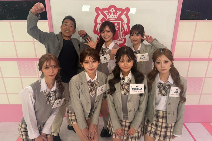 (上段左から時計回りに)森脇健児、きほ、にじほ、みお、天使あいみ、みり、さらん(提供写真)