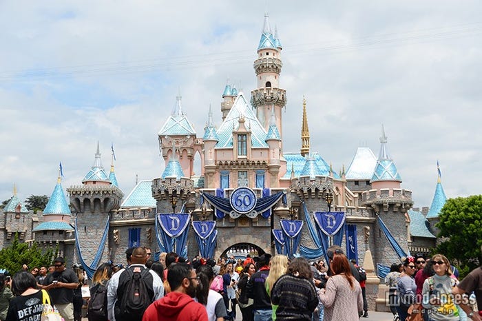 米ディズニーランド60周年記念イベント「ダイヤモンド・セレブレーション」