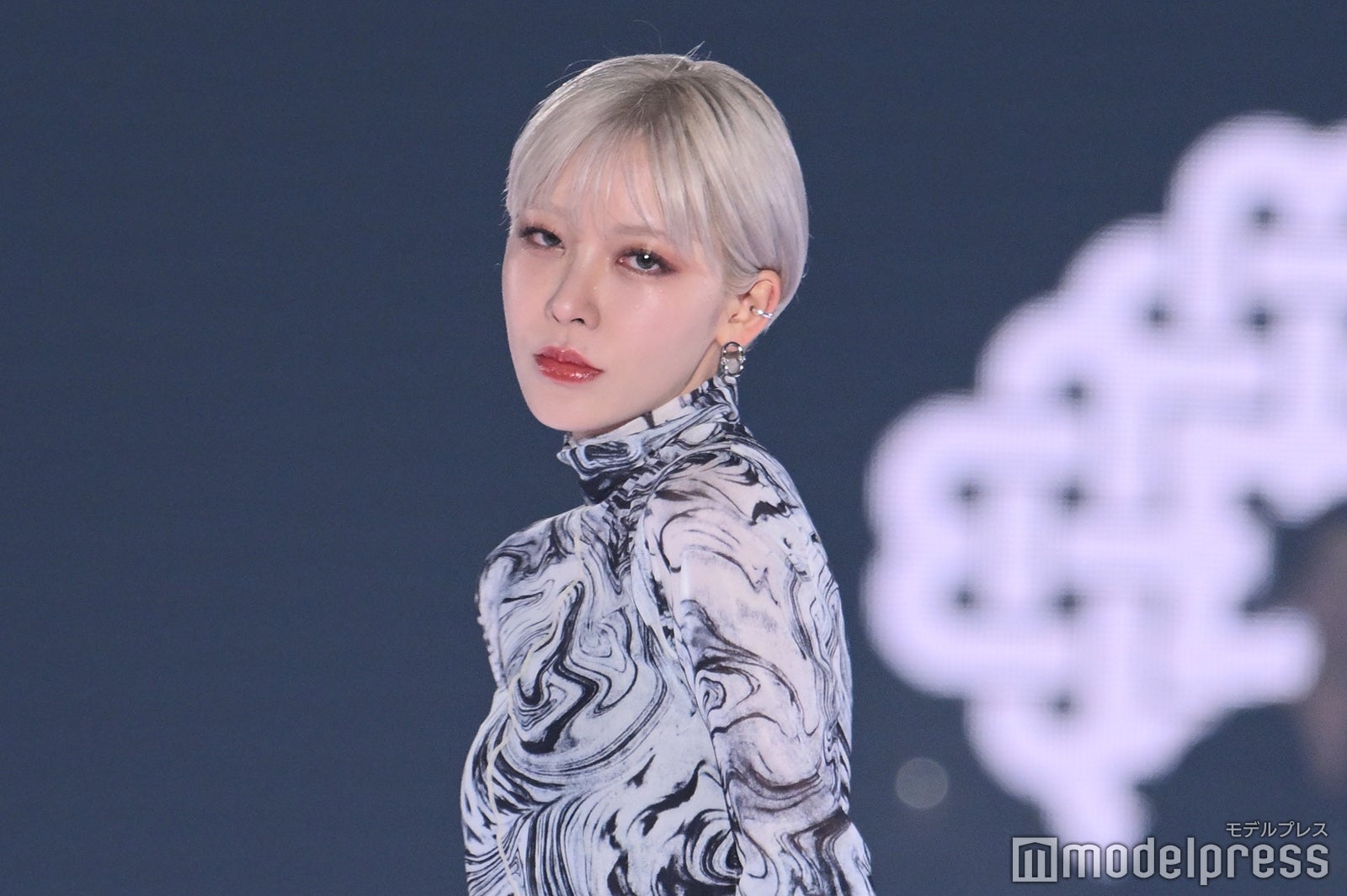 ハンチ「関コレ 2023 S／S」より（C）モデルプレス