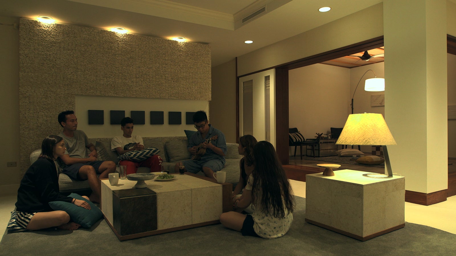 『TERRACE HOUSE ALOHA STATE』1st WEEK（C）フジテレビ／イースト・エンタテインメント 