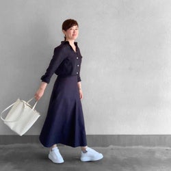 ヒール無しでも女っぽくいられるおしゃれシューズとは?お手本コーデと合わせてご紹介!
