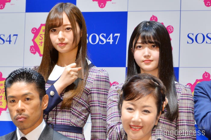 梅澤美波、久保史緒里(C)モデルプレス