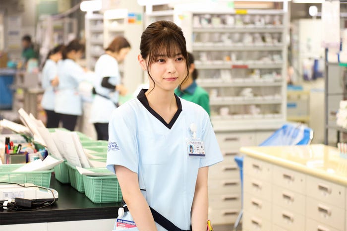 西野七瀬/「アンサング・シンデレラ 病院薬剤師の処方箋」(C)フジテレビ