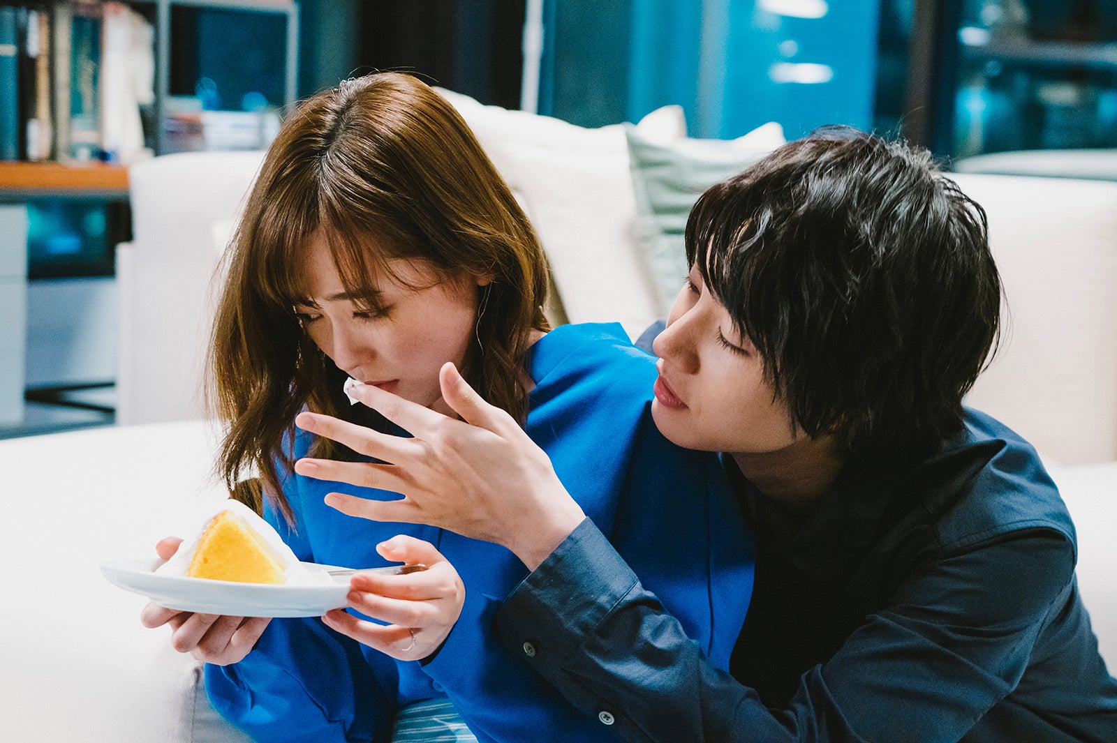 福原遥、桜田通（C）毎日放送