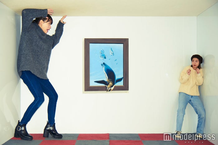 同じ部屋にいるのに身体の大きさがまったく違って見える不思議な部屋も(C)モデルプレス