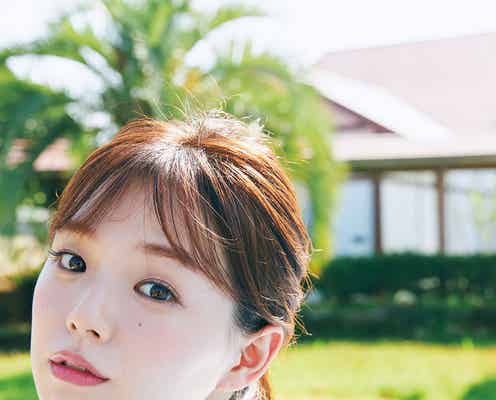篠崎愛、輝くボディに釘付け 五島列島で撮影・夏感じるカット公開
