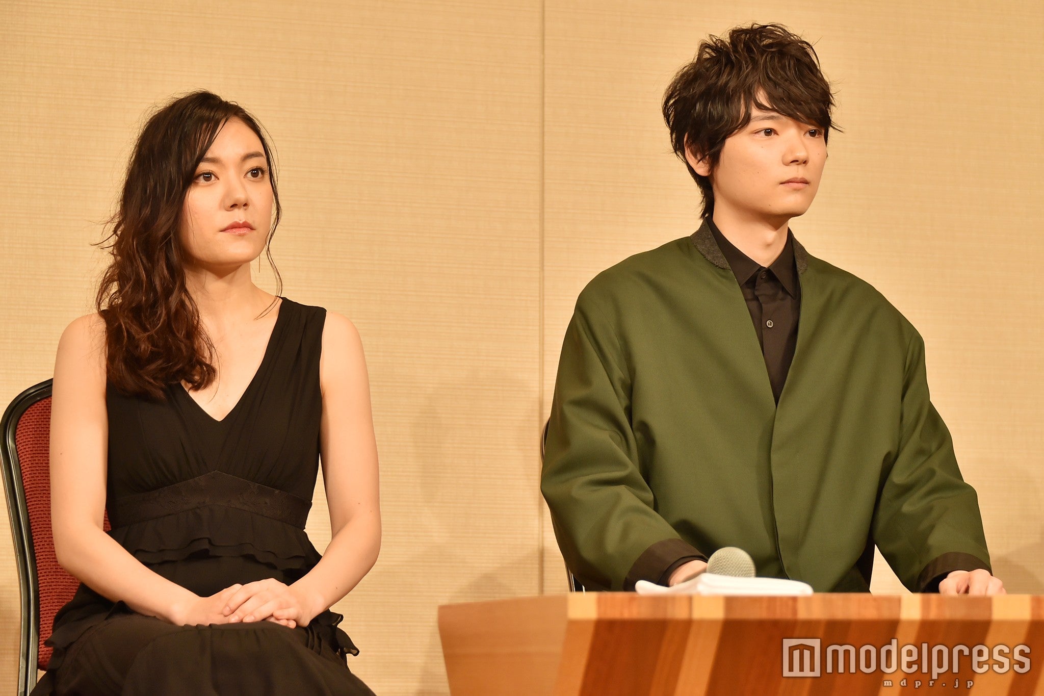 （左から）鈴木杏、古川雄輝（C）モデルプレス