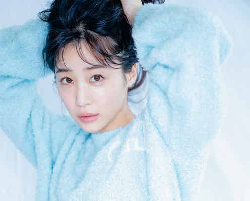 「バチェラー4」休井美郷、体脂肪12%落した美腹筋・すっぴん披露 写真集タイトル「Qun(きゅん)」に決定