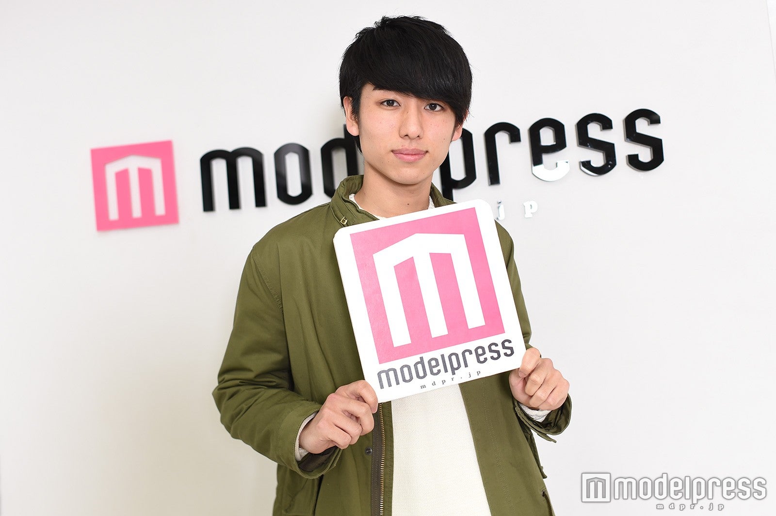 （C）モデルプレス