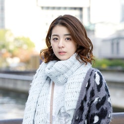 柳ゆり菜 窃盗 ギャンブル依存症の過去から更生するヒロイン役 千原ジュニア主演 新 ミナミの帝王 シリーズ16 17放送決定 モデルプレス