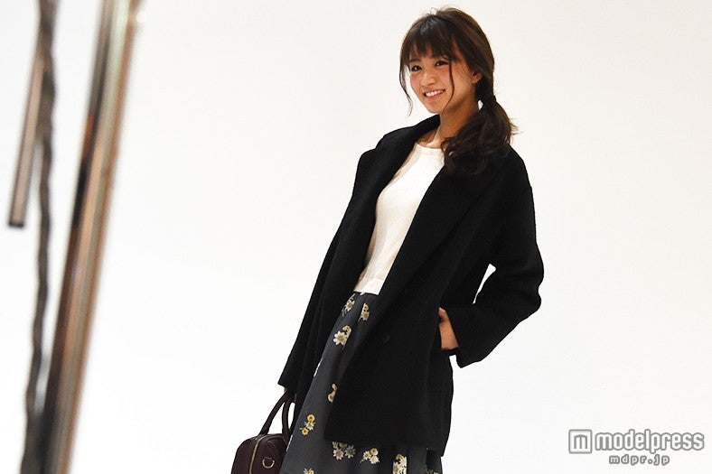 大人可愛く急成長中！モデル岡崎紗絵「Ray」撮影現場に密着＜連載vol.1＞