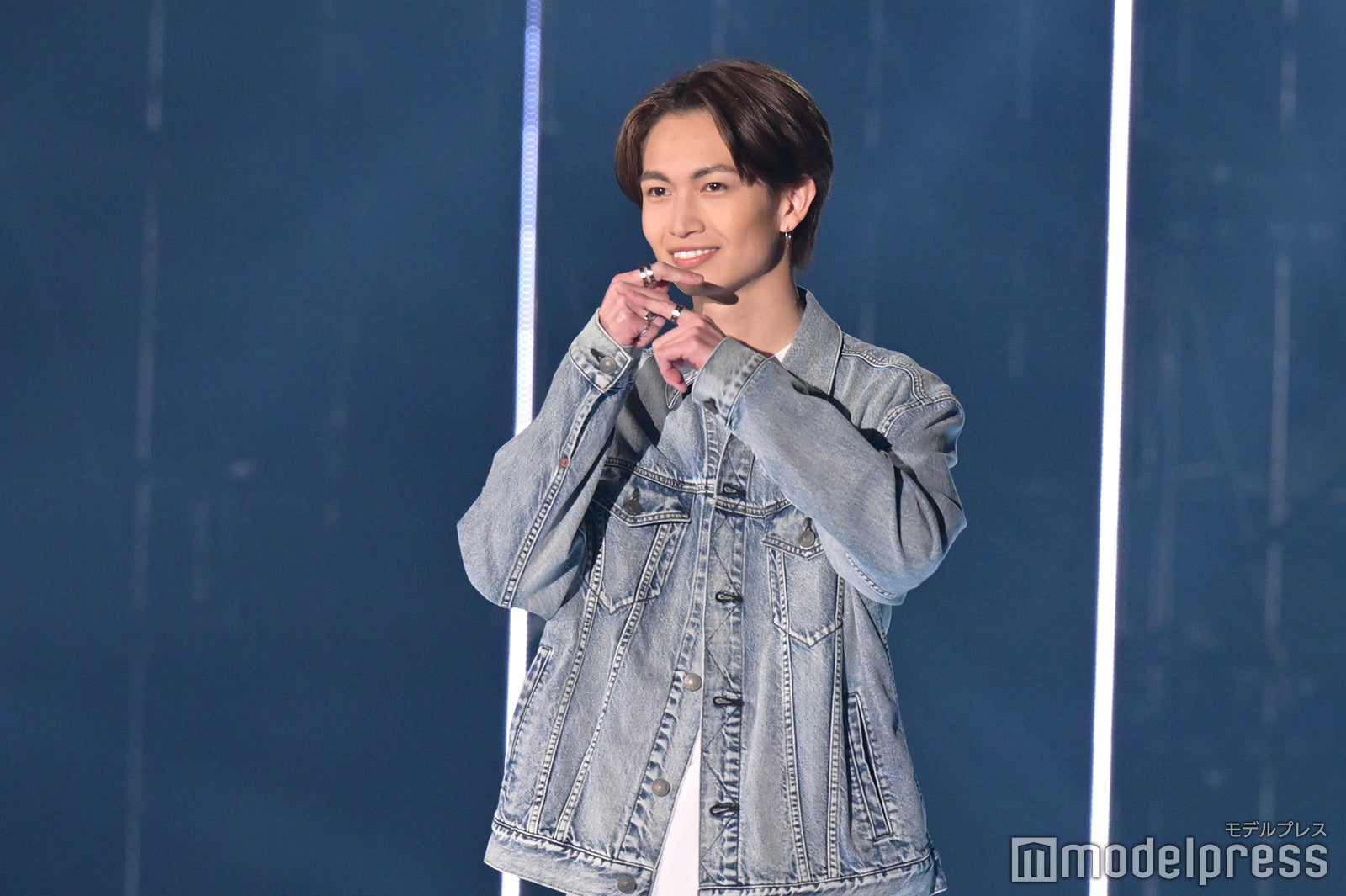 綱啓永（C）モデルプレス