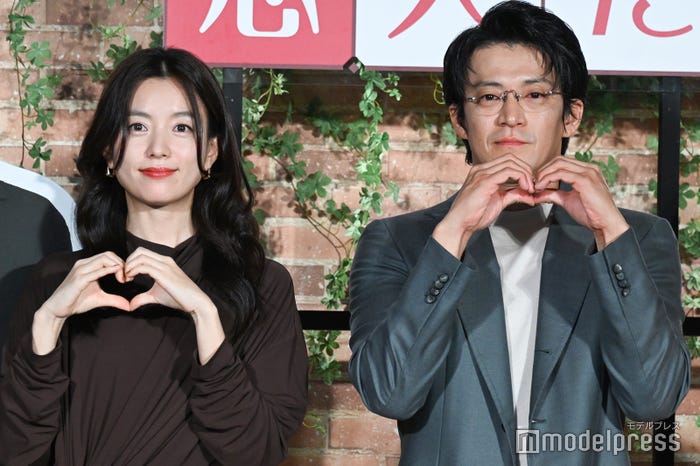 ハン・ヒョジュ、小栗旬(C)モデルプレス