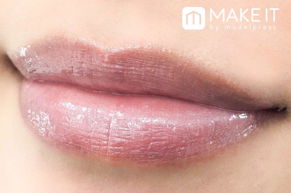 ADDICTION／リップグロス ピュア／022 Silvery Nights 使用 (C)メイクイット