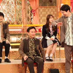 （下段左から）山内健司、濱家隆一（上段左から）福井俊太郎、渋谷凪咲（C）フジテレビ