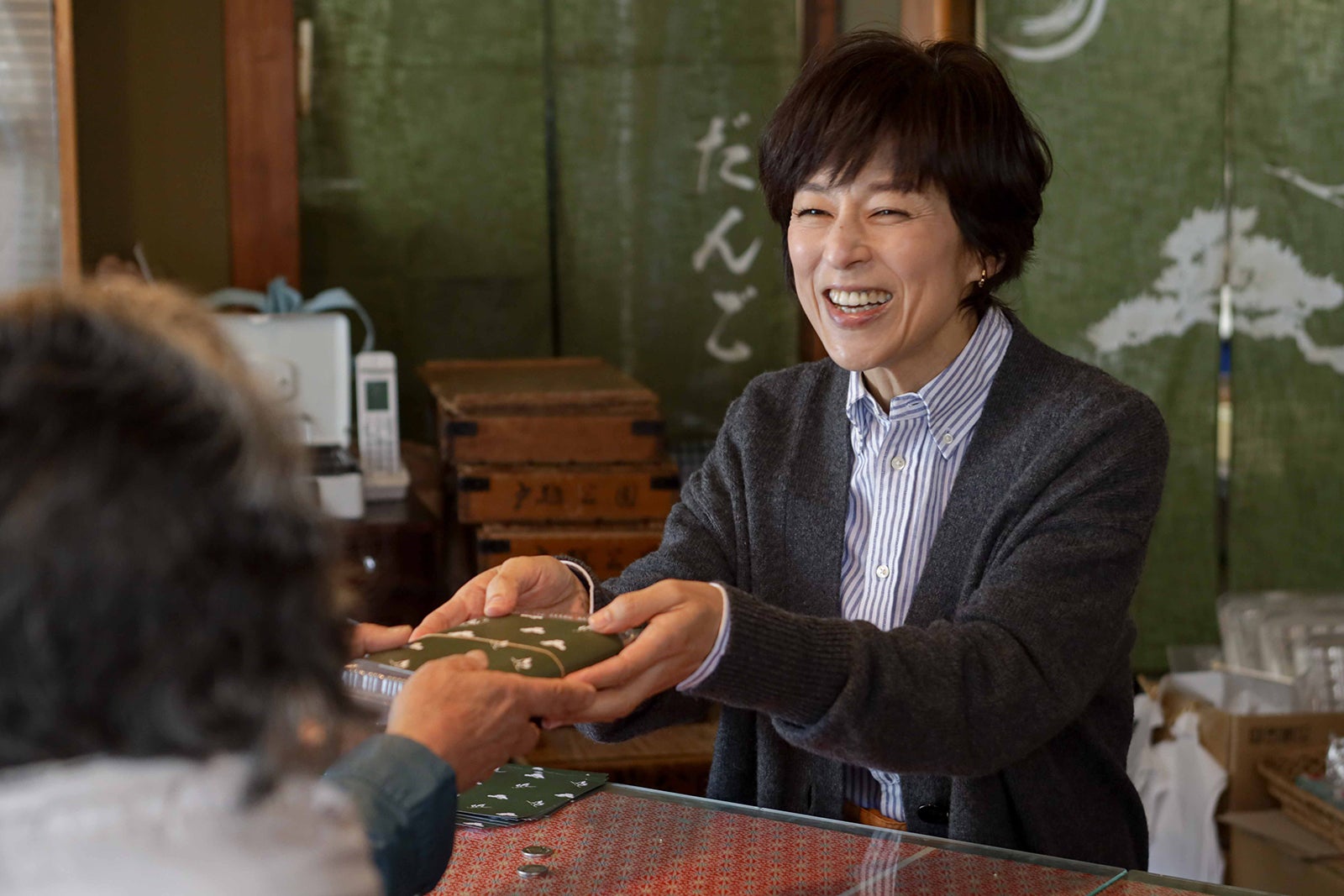 鈴木保奈美「プライベートバンカー」第1話（C）テレビ朝日