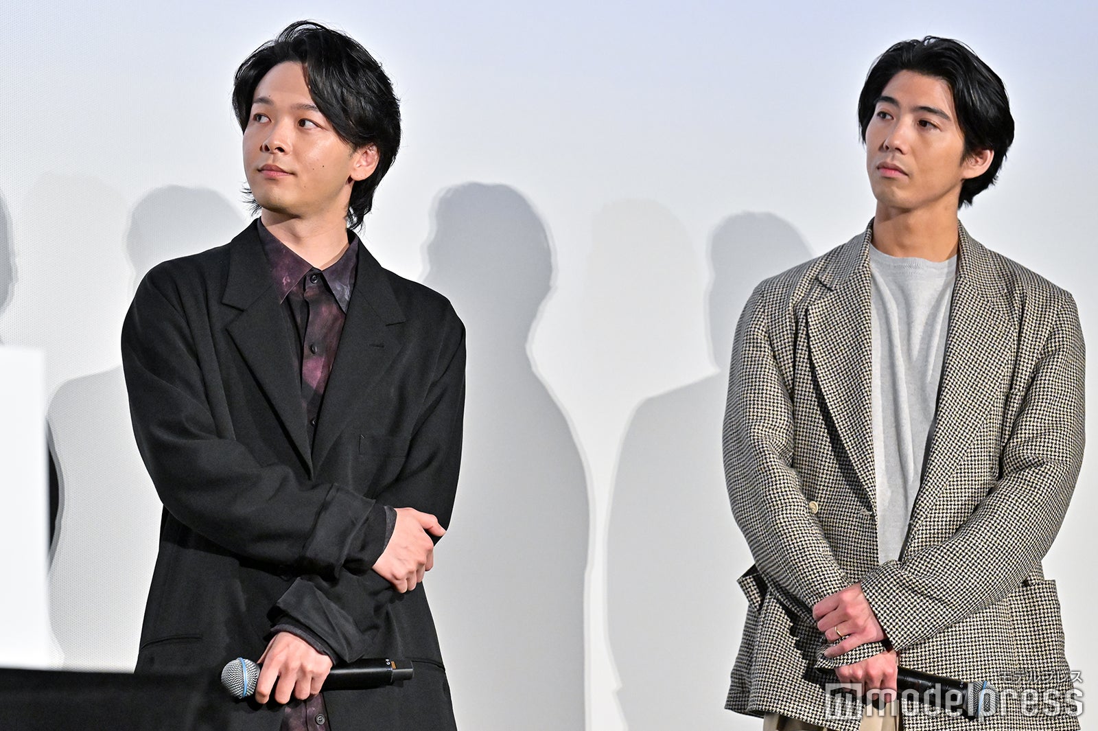 中村倫也、賀来賢人（C）モデルプレス