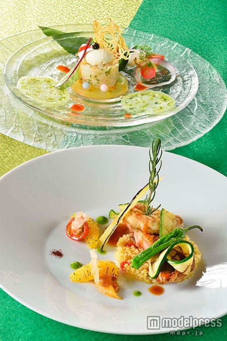 「ベッラヴィスタ・ラウンジ」ディナーコース¥10290(C)Disney