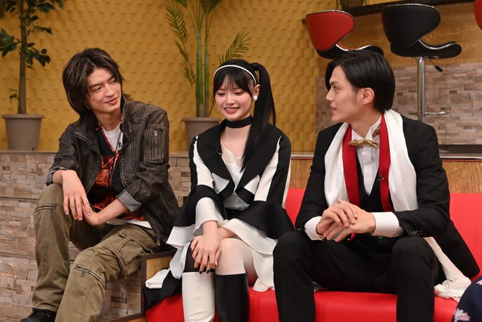 杢代和人、青島心、簡秀吉 (C)2022 石森プロ・テレビ朝日・ADK EM・東映