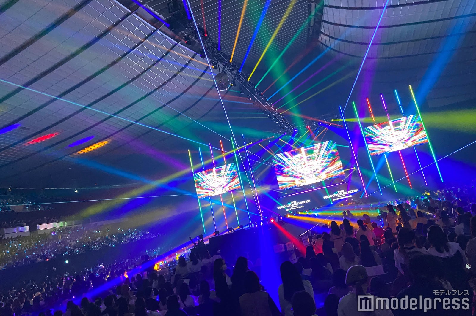  「第36回 マイナビ 東京ガールズコレクション 2023 SPRING／SUMMER」内観（C）モデルプレス