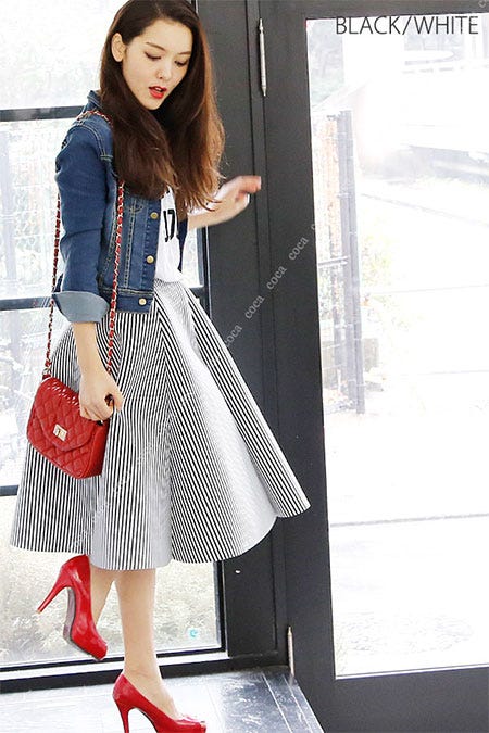 ダイバー素材のストライプ柄フレアスカート「coca」4,990円(税込)