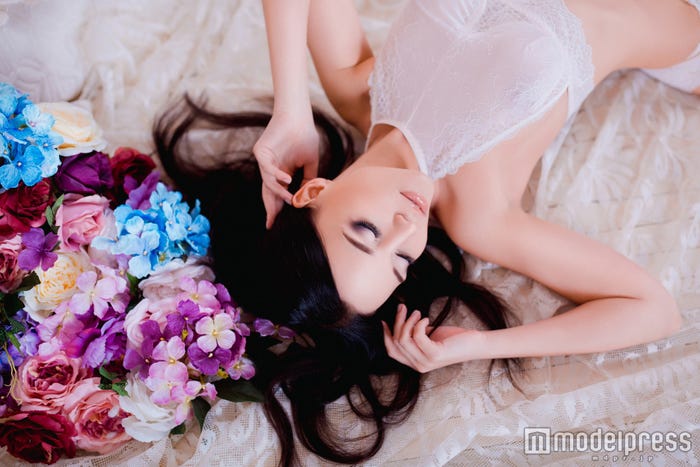 コントロールカラーを上手に使ってお肌の悩みを解決(photo by sergiophoto/Fotolia)