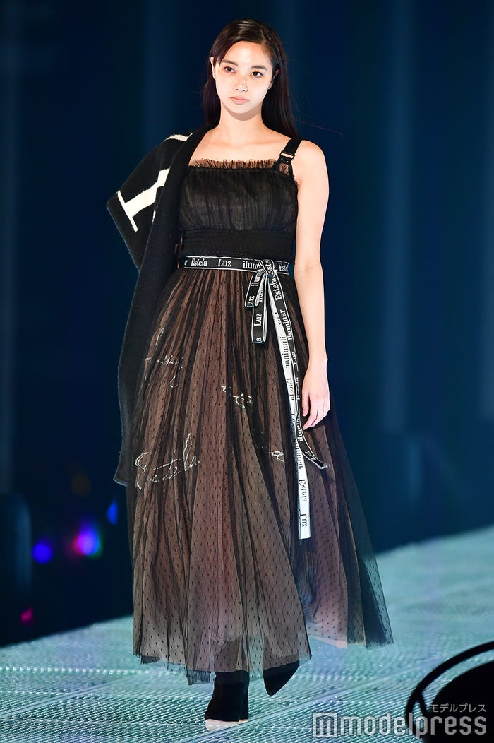 新川優愛(C)モデルプレス