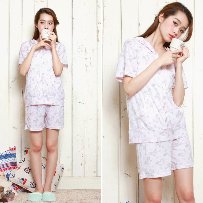 パーカー&ショーパンセットルームウェア「salus」1,842円(税込1,990円)