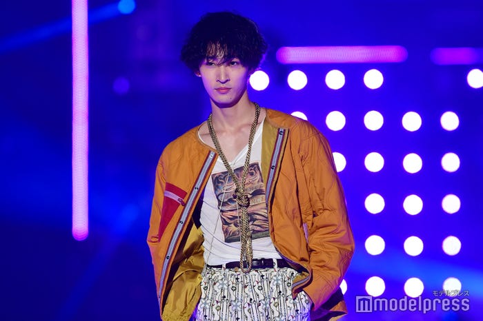 上杉柊平 (C)モデルプレス