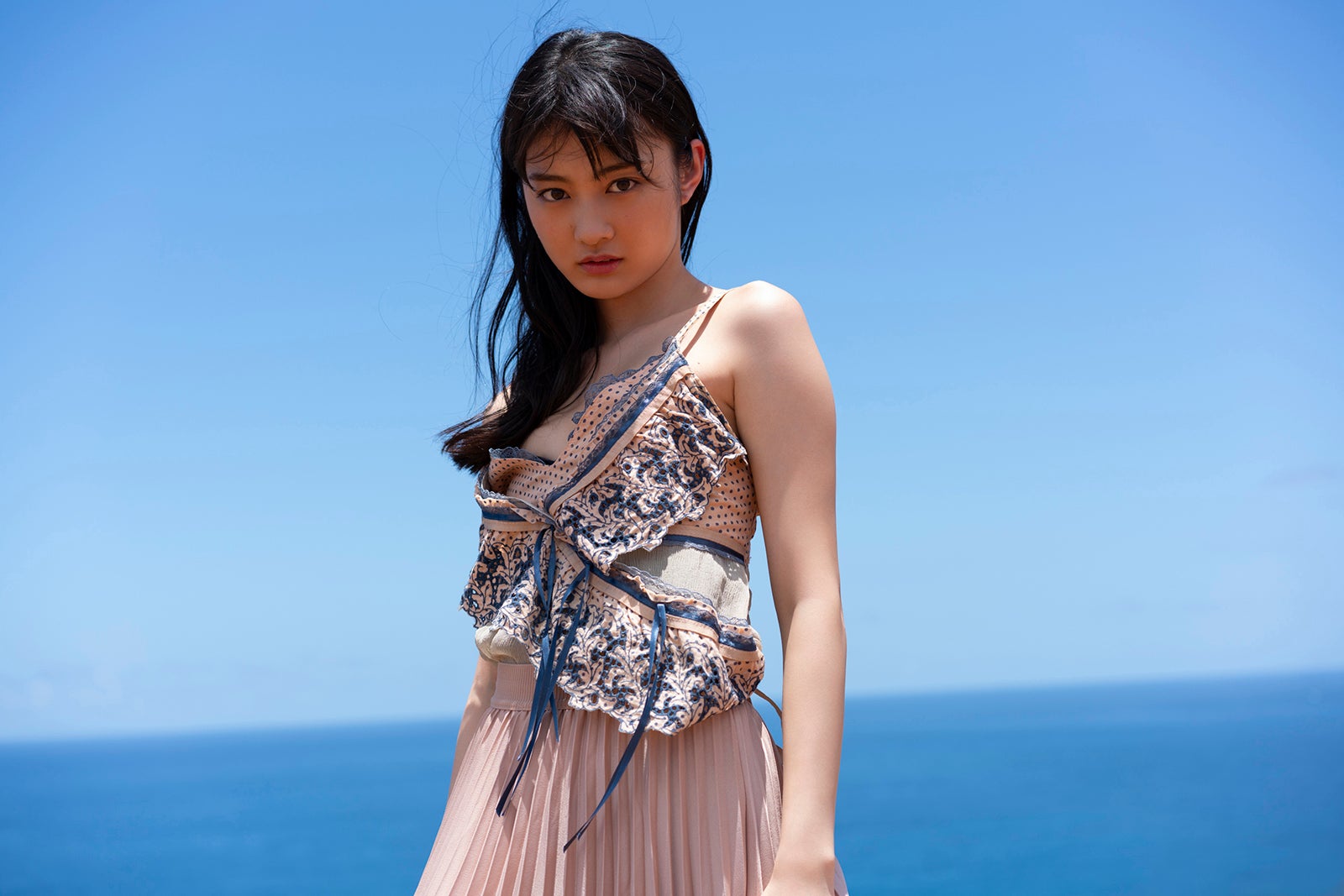 古賀哉子（写真提供：所属事務所）