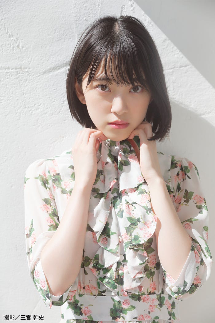 堀未央奈ソロ写真集 コーチャンフォー限定オリジナルポストカード(画像提供:主婦と生活社)