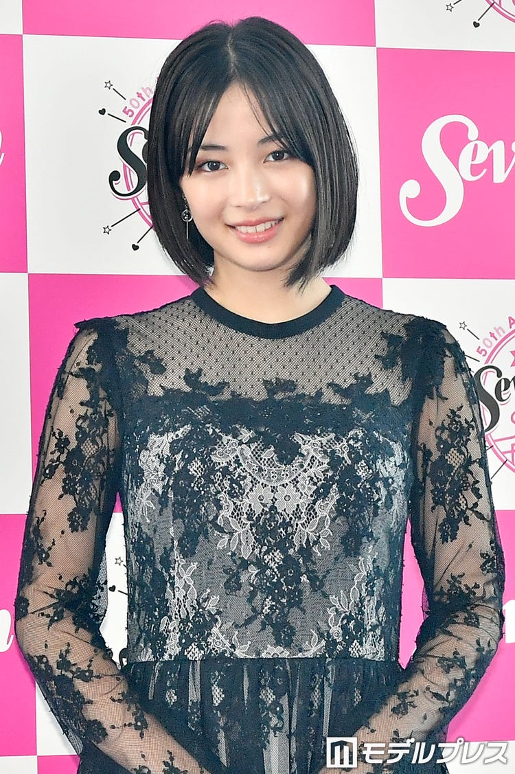 広瀬すず 姉 広瀬アリスからのサプライズに 一番やられました 今後は女優一本に Seventeen 夏の学園祭18 モデルプレス 広瀬すず 姉 広瀬アリスからのサプライズに 一番やられました 今後は女優一本に Seventeen 夏の学園祭18 モデルプレス
