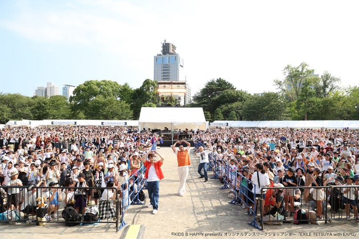 KIDS B HAPPY presents オリジナルダンスワークショップショーの様子(提供写真)