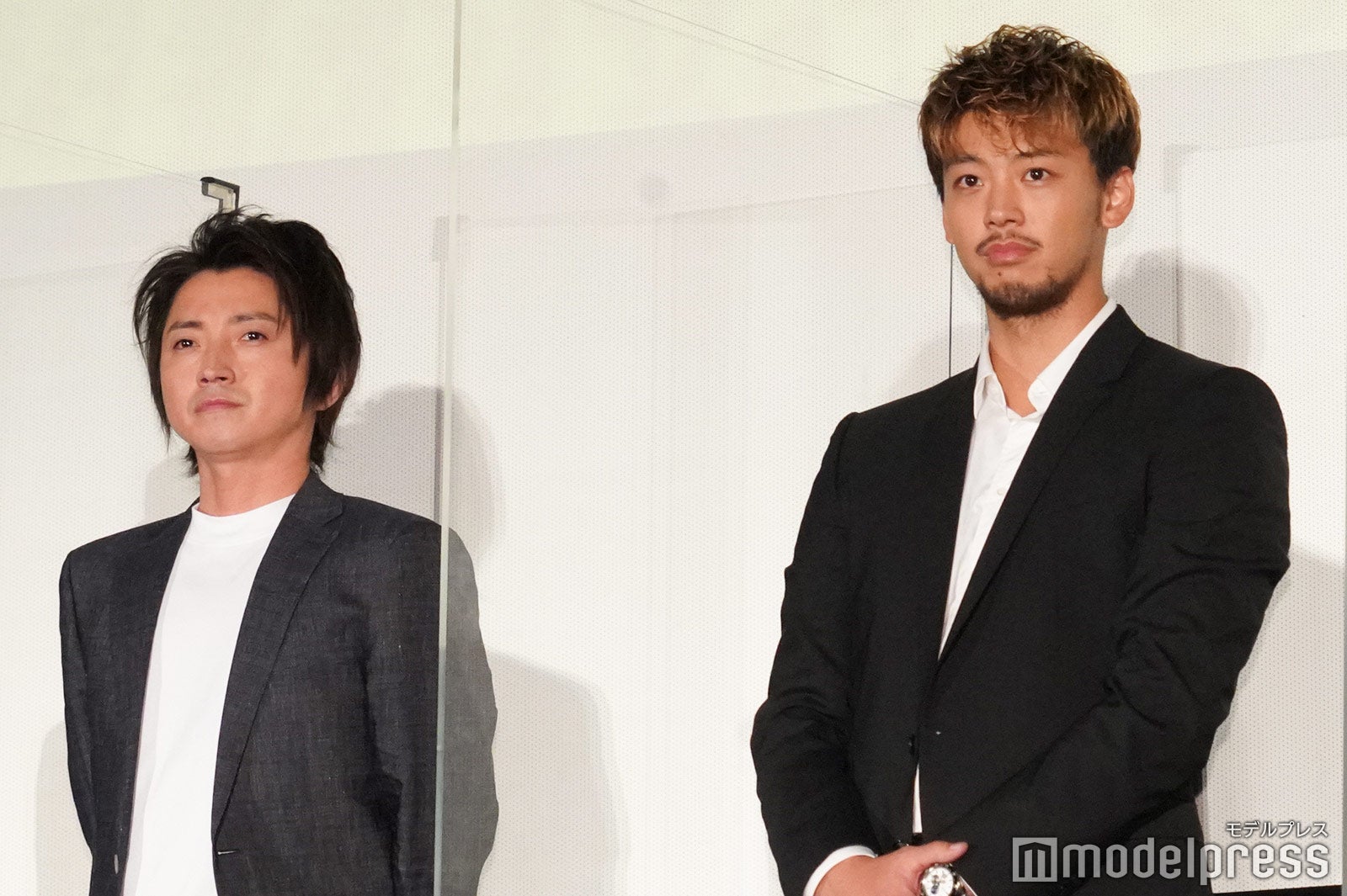 藤原竜也、竹内涼真 （C）モデルプレス