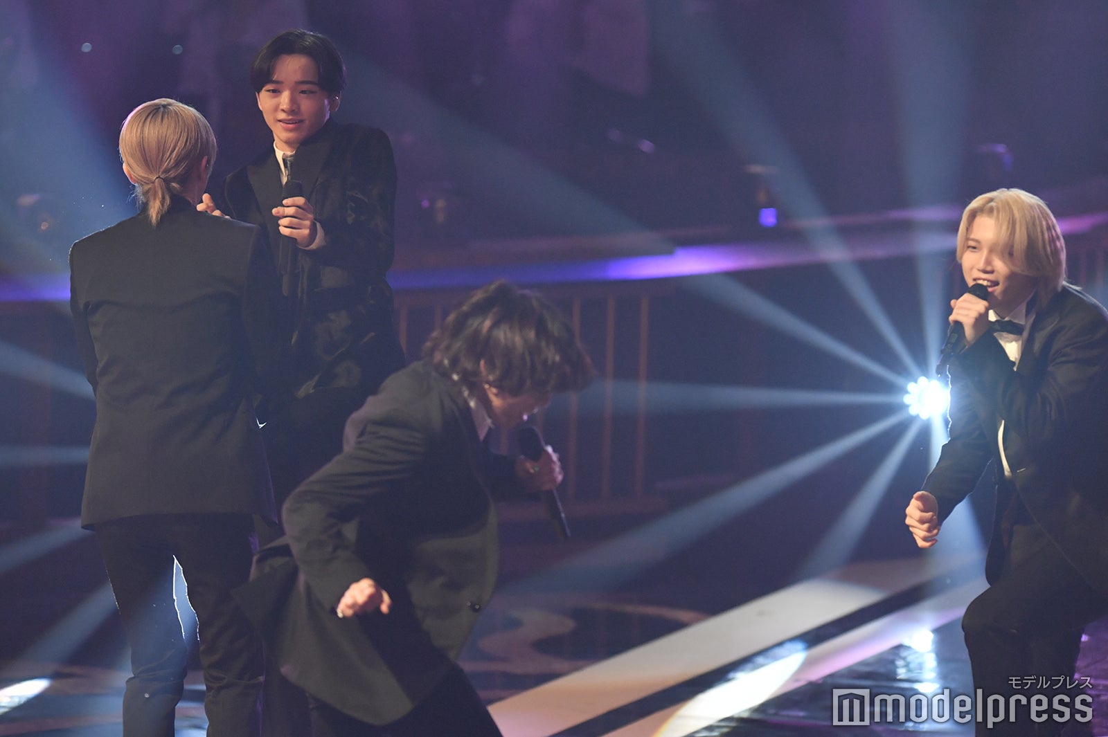 （C）モデルプレス